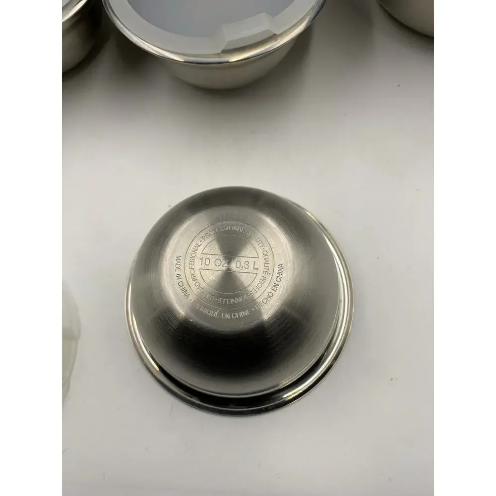 Set of 8 Stainless Steel professional grade Prep Bowls with Lids,